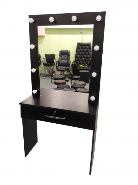 Зеркало визажиста